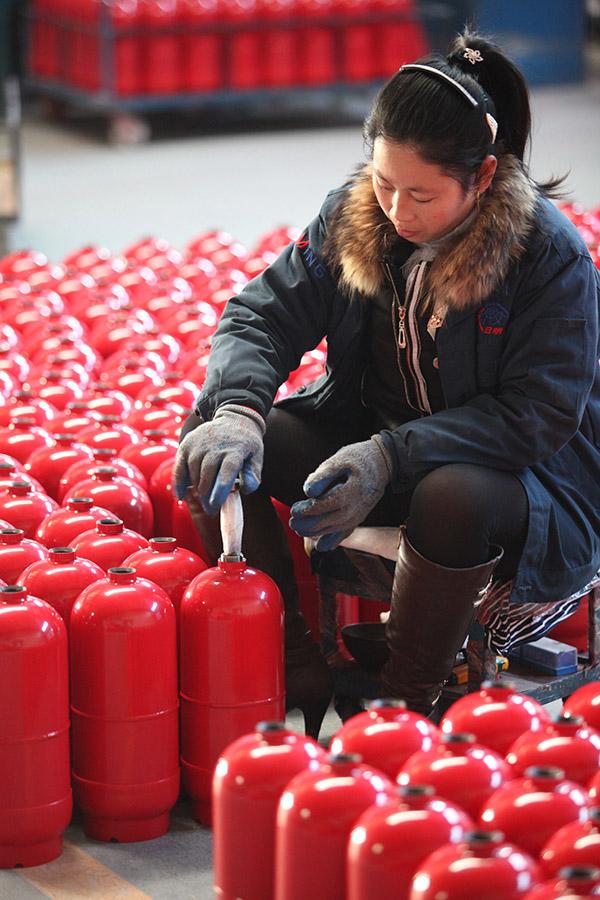 Factory direct selling 4kg BSI EN3 certificated dry powder fire extinguisher 6